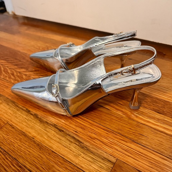 Larroude Silver Ines slingbacks (worn once) - Picture 10 of 11